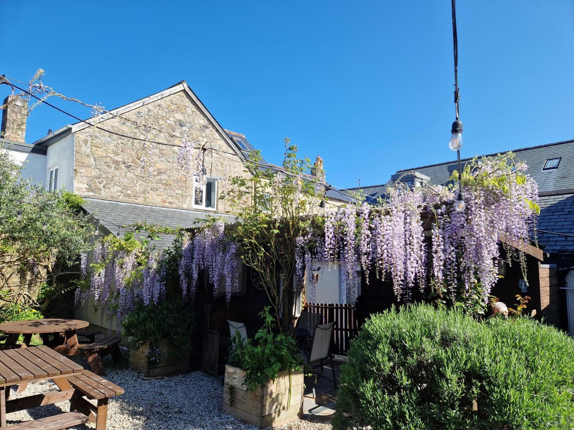 Ring O Bells Bed & Breakfast แชกฟอร์ด ภายนอก รูปภาพ